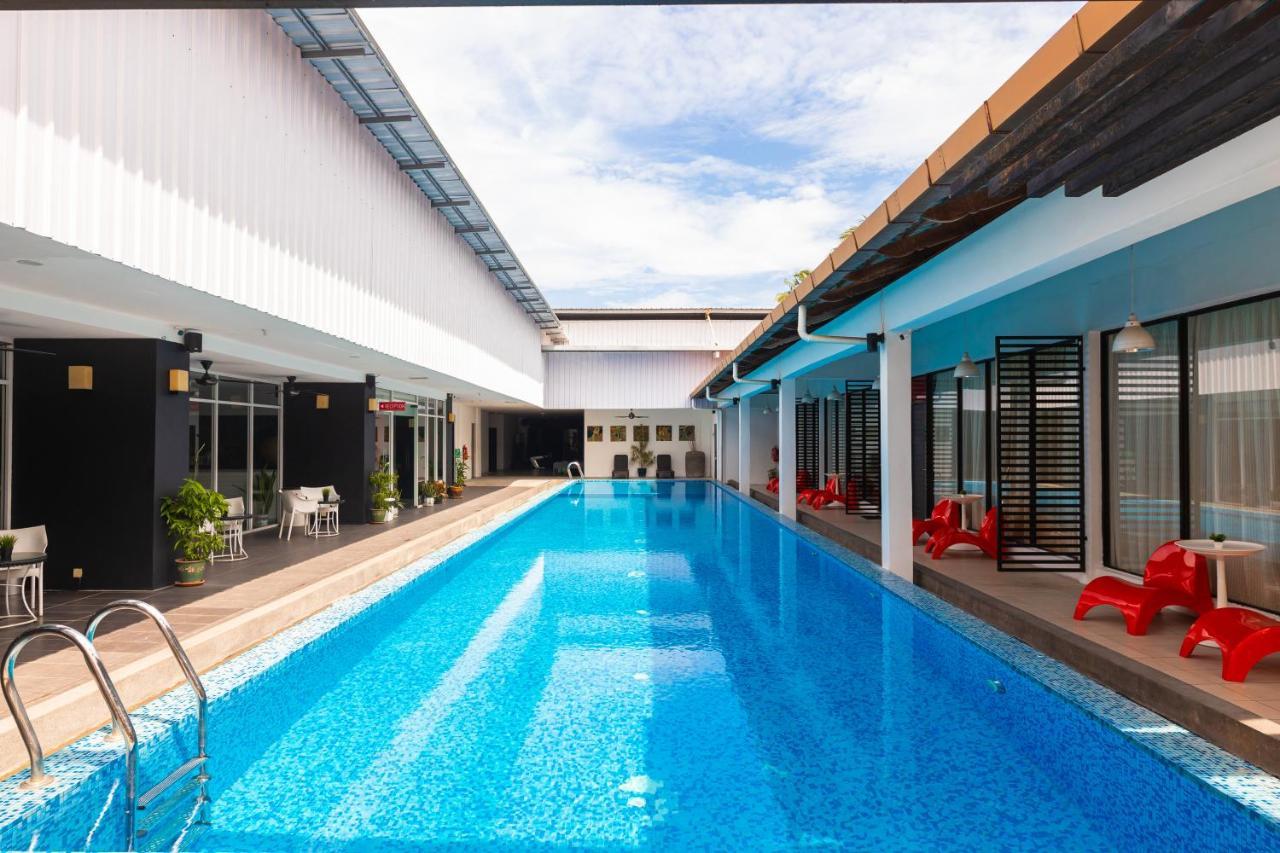 The Villa Langkawi Pantai Cenang  Eksteriør bilde